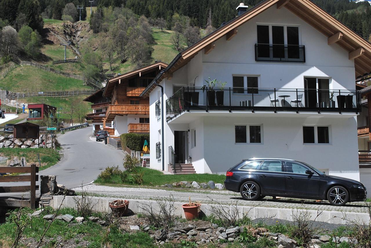 Haus Kissel Apartment Saalbach-Hinterglemm Bagian luar foto